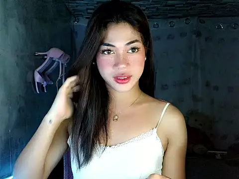 Margalona  online show from 04/15/26, 05:53