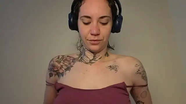 Dirty Pink online show from 05/21/26, 07:48