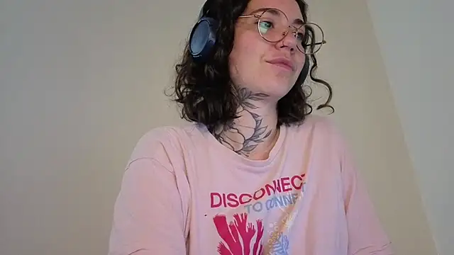 Dirty Pink online show from 06/03/26, 08:17