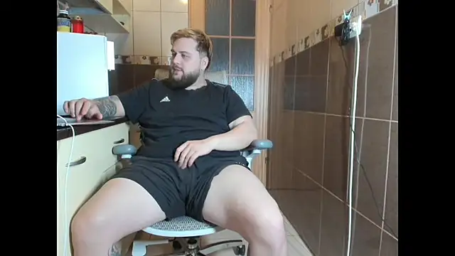 ashtondel online show from 04/16/26, 02:01