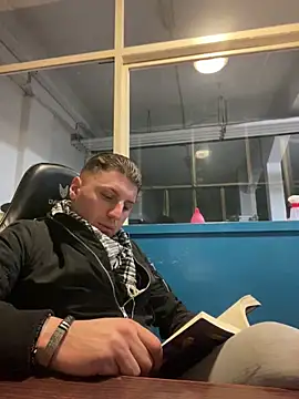 allee2206 online show from 04/21/26, 09:17