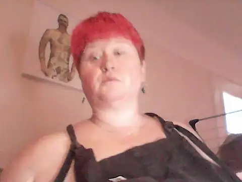 BustyRedxx online show from 06/03/26, 09:56