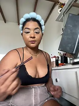 Isabella Belmont online show from 01/08/26, 06:32