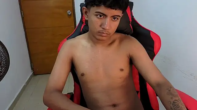 Alluringangel23 online show from 03/10/26, 03:00