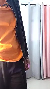 saray reesee online show from 02/05/26, 08:02