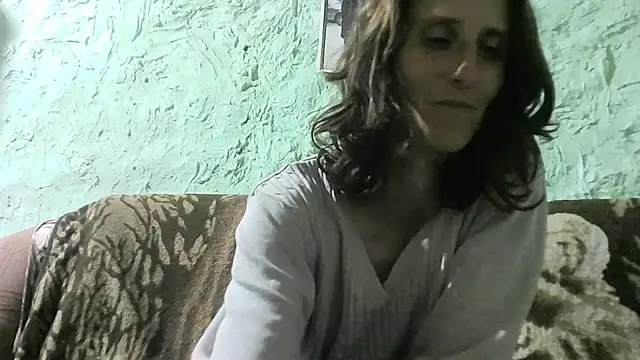  wolfxsnowy  online show from 05/31/26, 06:53