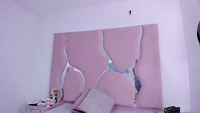 sharithasm online show from 04/12/26, 09:09