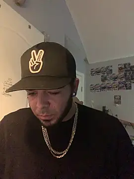Snapshot of PRBoricua787 chatting on 06/27/26, 03:17 PRBoricua787 online show from 06/27/26, 03:17