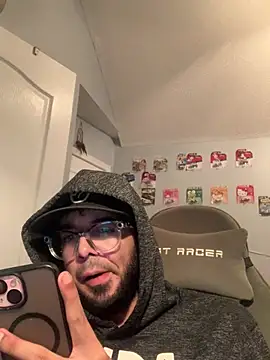 Snapshot of PRBoricua787 chatting on 07/08/26, 10:14 PRBoricua787 online show from 07/08/26, 10:14