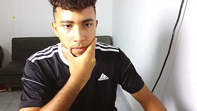 naugthy boy88 online show from 04/17/26, 05:43