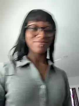 xouniq online show from 04/10/26, 04:23