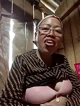 Agnes-baby online show from 02/15/26, 07:51