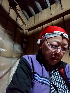 Agnes-baby online show from 02/21/26, 10:44