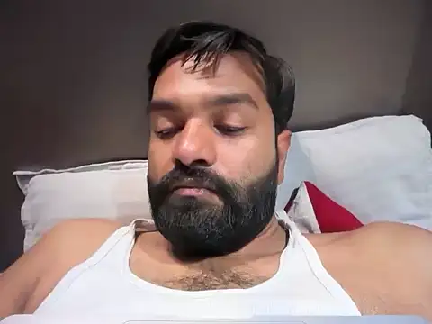 Snapshot of Rahil_94 chatting on 07/24/26, 05:33 Rahil 94 online show from 07/24/26, 05:33