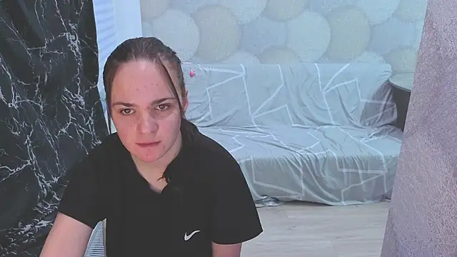 Snapshot of Mistress-Stella chatting on 01/11/26, 02:27 Mistress-Stella online show from 01/11/26, 02:27