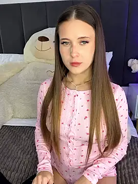 EmilieFox online show from 01/19/26, 06:28