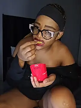 Sultrydiva1 online show from 02/01/26, 06:50