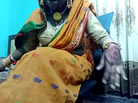 Hotshila6910 online show from 02/10/26, 10:25