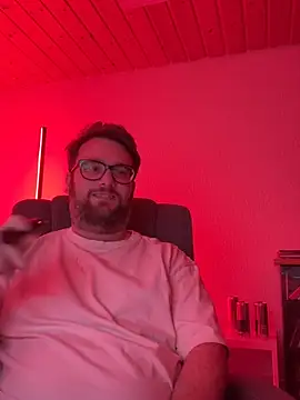 Snapshot of Dominic2295 chatting on 01/16/26, 06:12 Dominic2295 online show from 01/16/26, 06:12