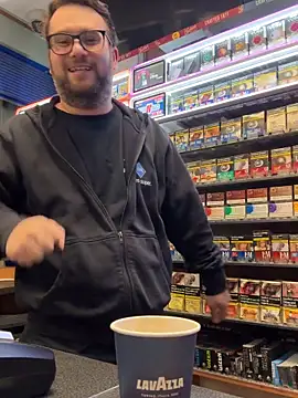 Snapshot of Dominic2295 chatting on 01/19/26, 05:00 Dominic2295 online show from 01/19/26, 05:00