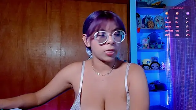 Snapshot of Princess_Venus chatting on 05/27/26, 06:32 Princess Venus online show from 05/27/26, 06:32