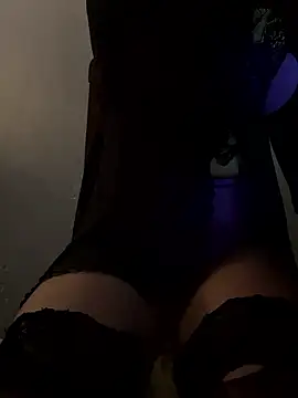 cdzinhahanna online show from 01/07/26, 03:36