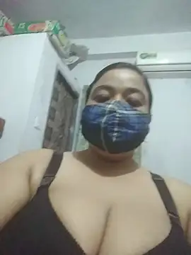 momo loves online show from 03/05/26, 06:04