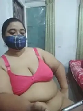 momo loves online show from 04/21/26, 03:02