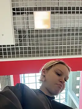 AshleyMur online show from 04/15/26, 04:52