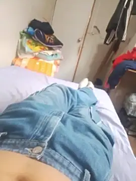 Snapshot of Leosexx chatting on 02/18/26, 09:55 Leosexx online show from 02/18/26, 09:55