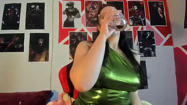 abril onnel online show from 04/18/26, 07:58