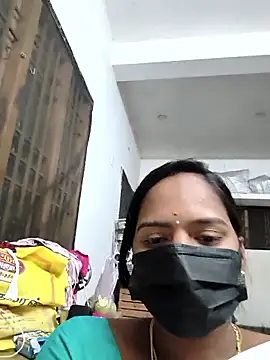 Tamil Hot Divya online show from 01/13/26, 05:29