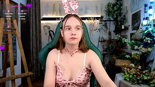 MelissaTravel online show from 04/22/26, 04:41