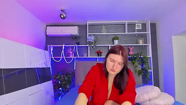 StephieRousee online show from 04/20/26, 05:32