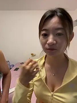 Snapshot of Xiaojuzi- chatting on 06/02/26, 01:35 Xiaojuzi- online show from 06/02/26, 01:35