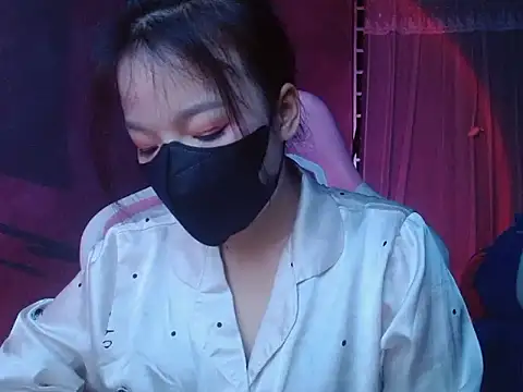 -Tamy- online show from 03/23/26, 02:10