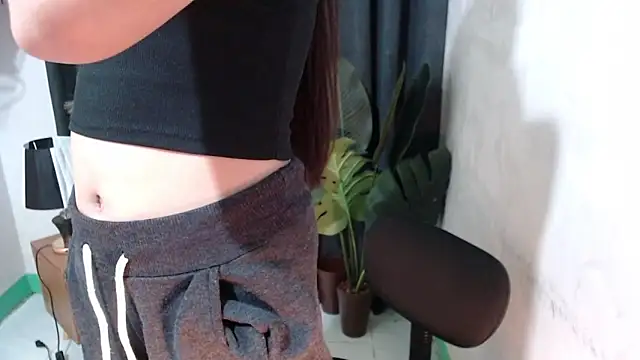 Pretty Lys online show from 01/18/26, 12:14