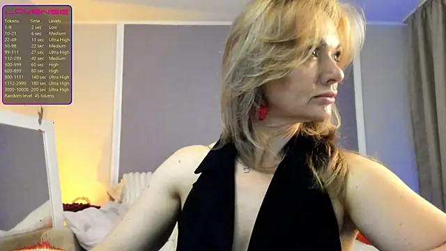 Snapshot of Monika-peach chatting on 06/02/26, 09:50 Monika-peach online show from 06/02/26, 09:50