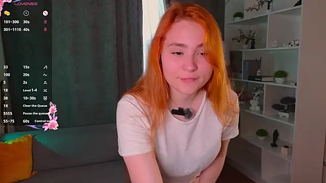 Snapshot of Fish_in_tapki chatting on 06/19/26, 05:45 Fish in tapki online show from 06/19/26, 05:45