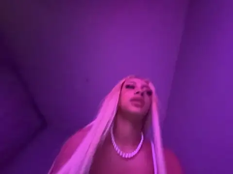 teethelightskinbarbie online show from 03/30/26, 08:43