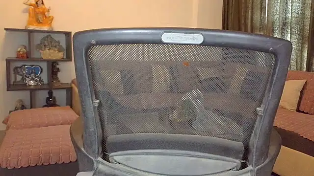 Snapshot of Secret_Sarikaa chatting on 06/20/26, 04:48 Secret Sarikaa online show from 06/20/26, 04:48