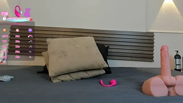 mia gold  online show from 03/31/26, 07:14