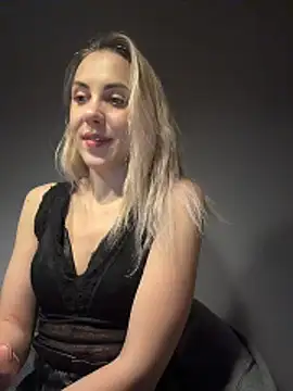 ElenaWhitmore online show from 03/09/26, 12:14