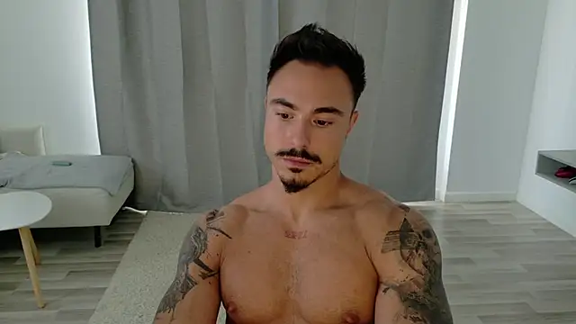 Snapshot of Master_Lukas chatting on 06/03/26, 03:17 Master Lukas online show from 06/03/26, 03:17