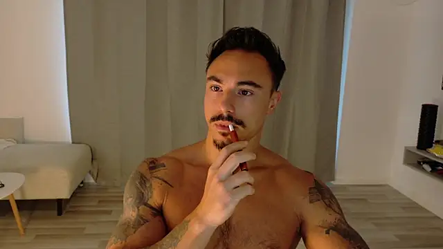 Snapshot of Master_Lukas chatting on 07/22/26, 06:16 Master Lukas online show from 07/22/26, 06:16