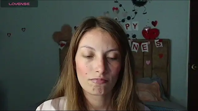 Sweet moon v  online show from 02/12/26, 11:22