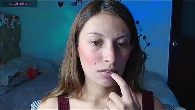 Sweet moon v  online show from 02/22/26, 12:01