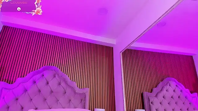 Violett hott  online show from 04/01/26, 01:41