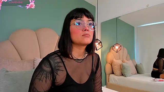 barbara mmoon online show from 01/16/26, 04:33