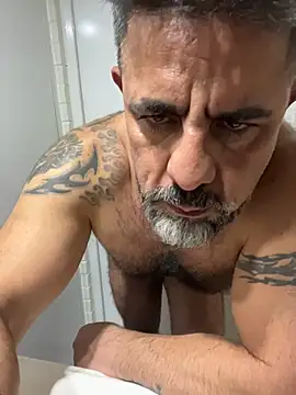 wolfbucker online show from 01/16/26, 07:45